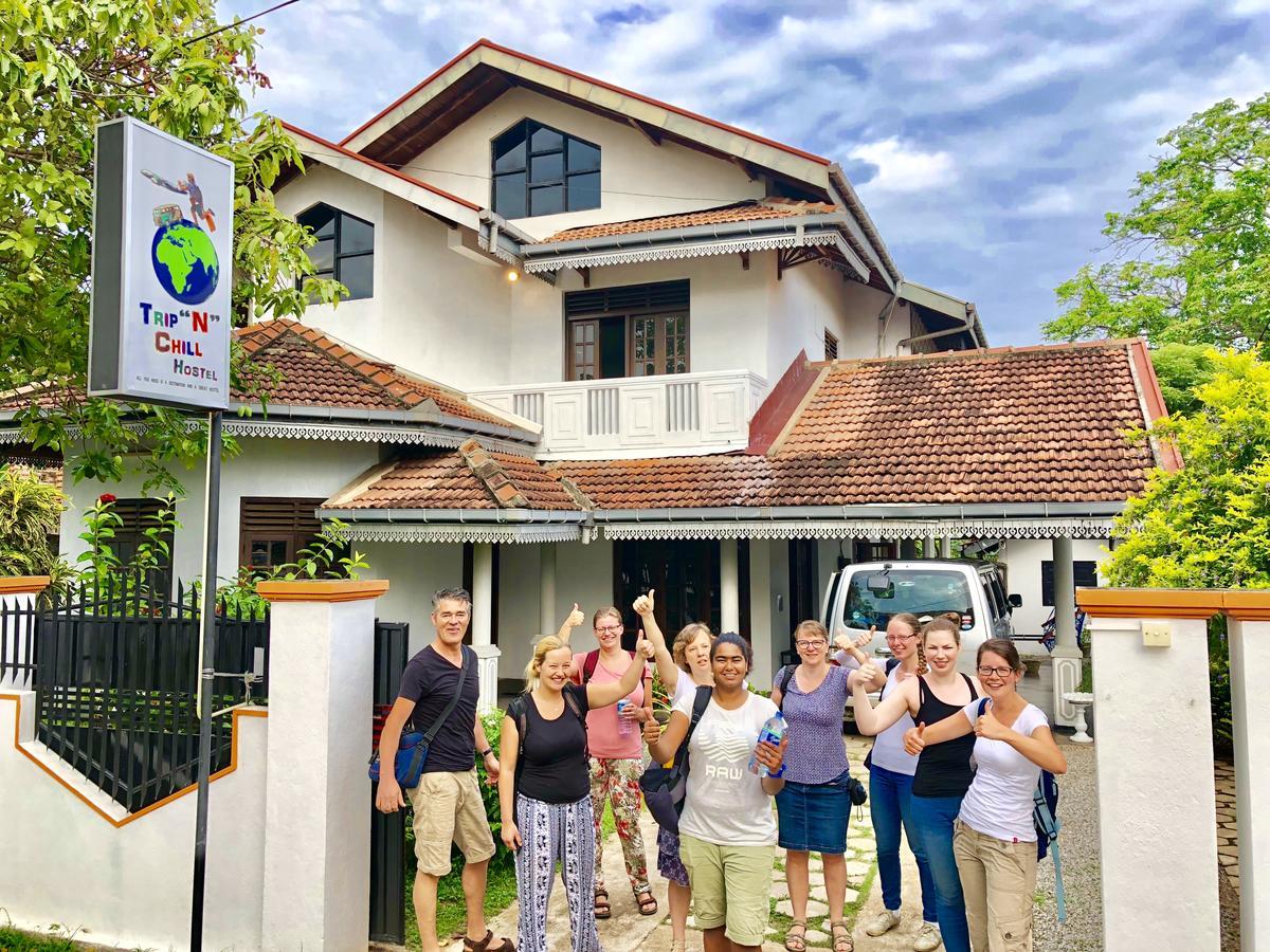 Trip "N" Chill Hostels Colombo Airport Katunayake Exterior photo